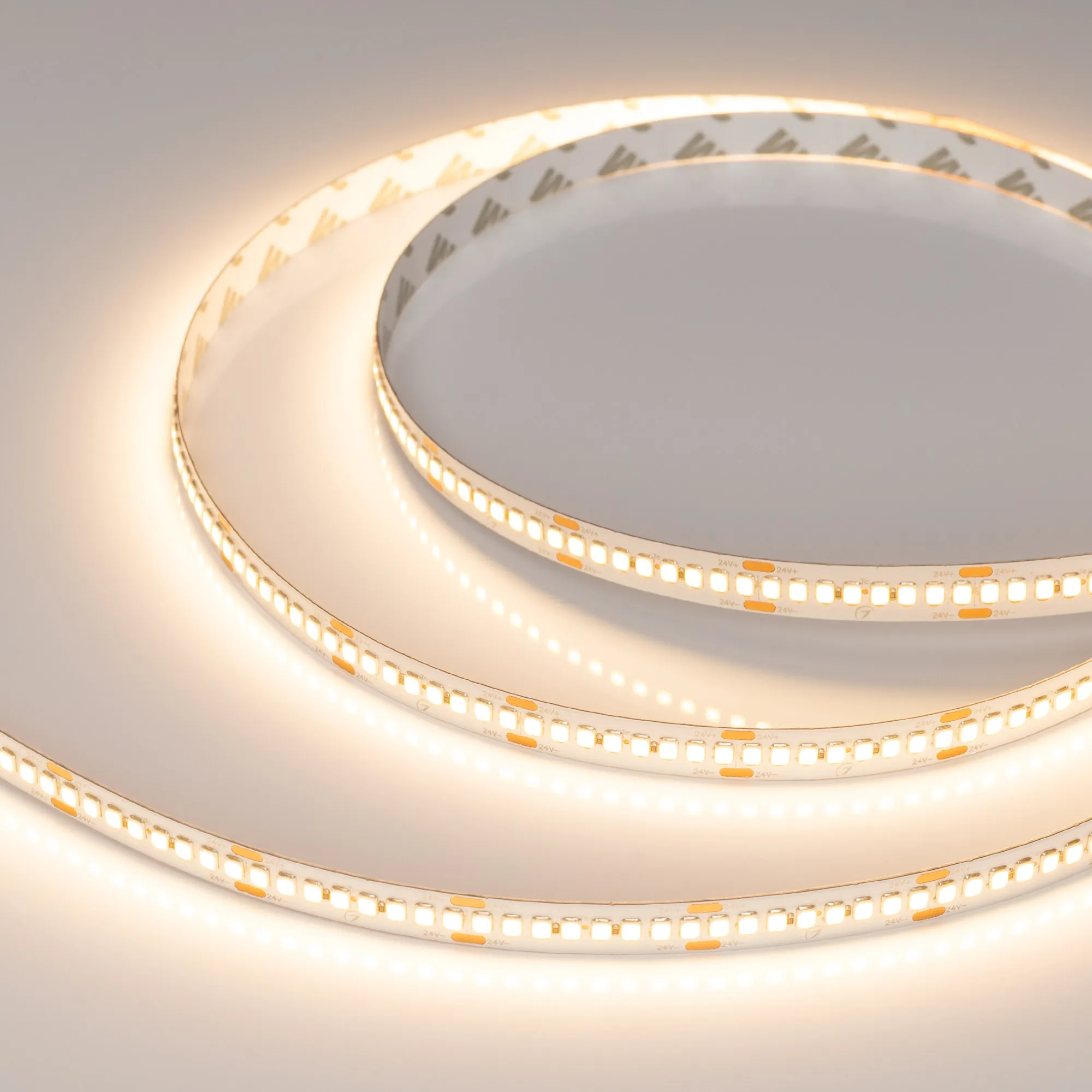 Лента светодиодная RT-A240-10mm 24V Warm2700 (22 W/m, IP20, 2835, 5m) (Arlight, высок.эфф.150 лм/Вт) - изображение товара