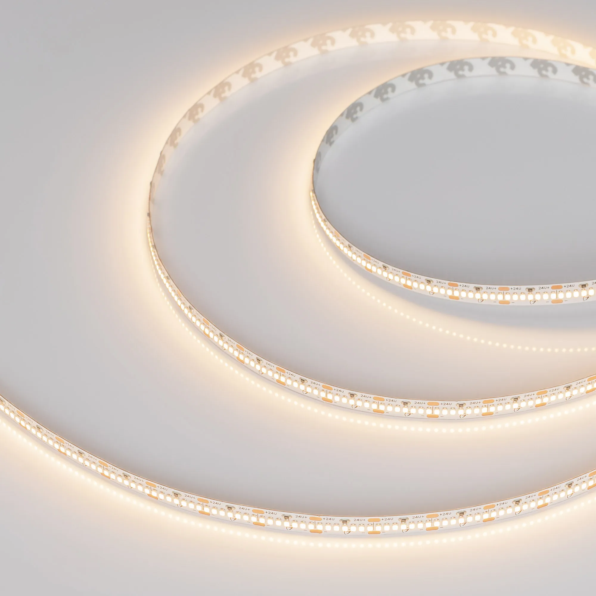 Лента светодиодная MICROLED-M420-8mm 24V Warm3000 (9.6 W/m, IP20, 2216, 5m) (Arlight, -)