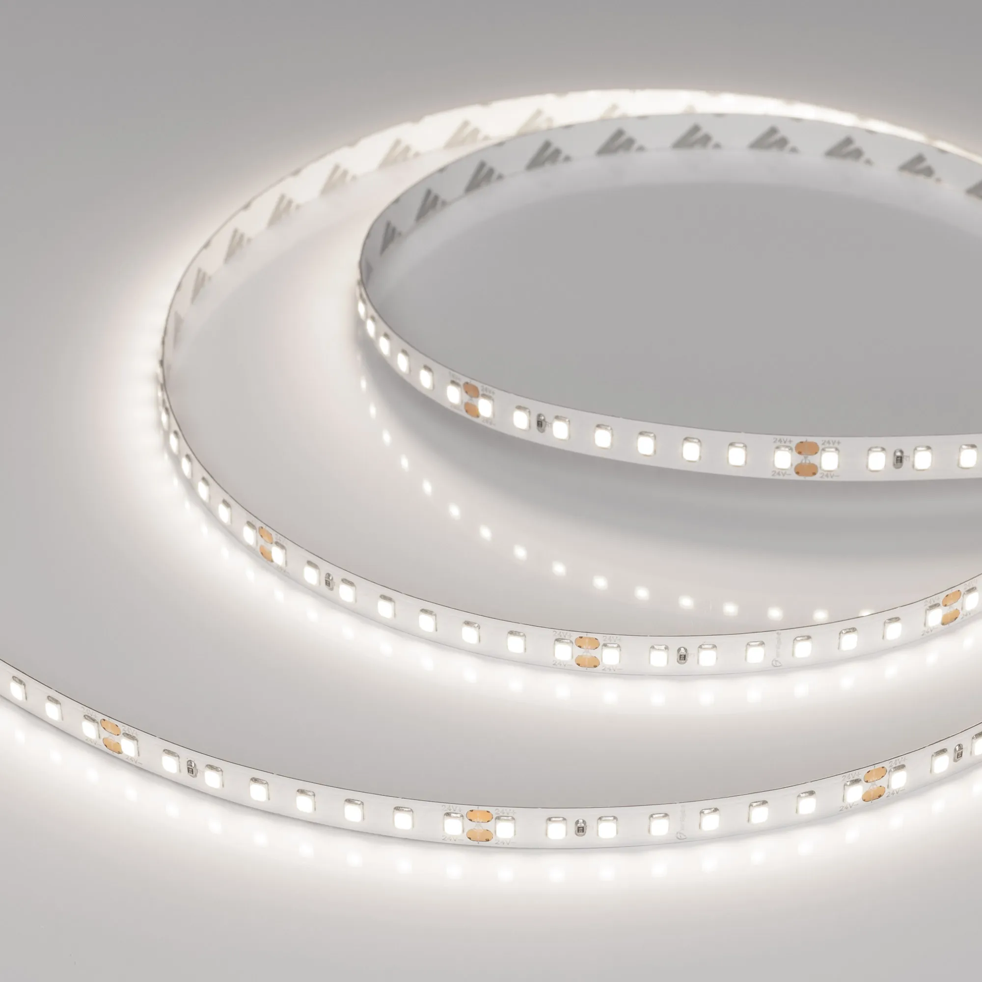 Лента светодиодная RT-A128-8mm 24V Day5000 (9.6 W/m, IP20, 2835, 5m) (Arlight, высок.эфф.150 лм/Вт)